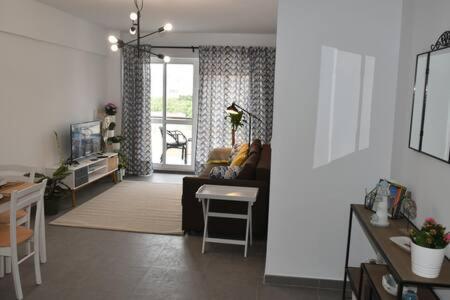 Apartment At The Beach -La Malagueta-Free Parking- มาลากา ภายนอก รูปภาพ